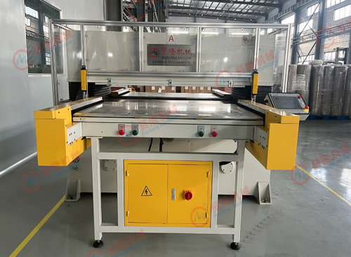 北京氣凝膠氈自動(dòng)裁切機(jī)